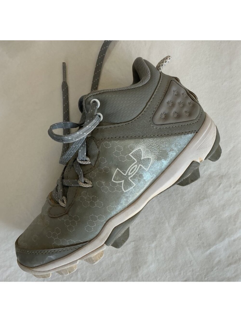 Under Armour UA Harper 8 Gray Mid Youth Baseball Cleats Boys size 2 - Picture 8 of 11